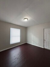 166 Chittenden St in Akron, OH - Building Photo - Building Photo