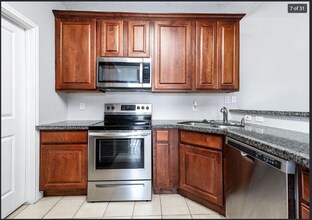 103 Capetown Cir in Montgomery, TX - Building Photo - Building Photo