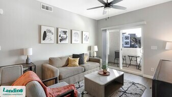 760 S Boulder Hwy in Henderson, NV - Building Photo