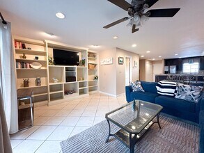 288 Ellis Rd in Miramar Beach, FL - Building Photo - Building Photo