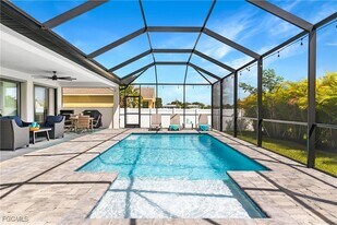 5129 SW 16th Pl in Cape Coral, FL - Building Photo