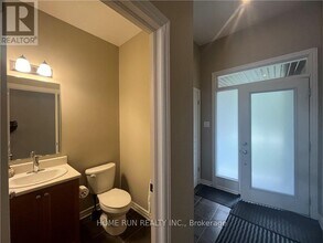 914 Fletcher Cir in Ottawa, ON - Building Photo - Building Photo