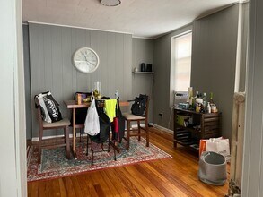 1205 Hutton St, Unit 1st Floor in Troy, NY - Building Photo - Building Photo