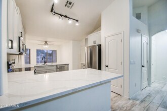836 N Sinova Ave in Gilbert, AZ - Building Photo - Building Photo