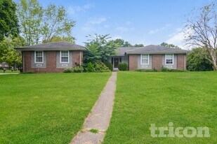 4059 Restin Ct in Greenwood, IN - Building Photo