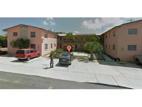 Fair Wind Apartments in Lake Worth, FL - Foto de edificio - Building Photo