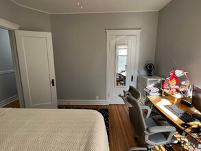 5710 S Kimbark Ave-Unit -1 in Chicago, IL - Building Photo - Building Photo