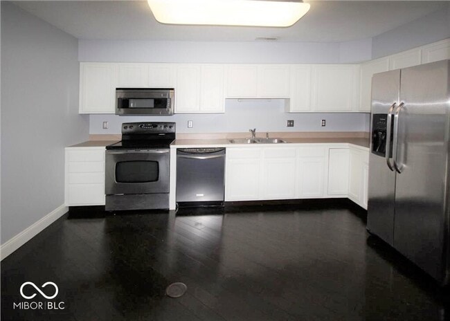 7074 Sea Oats Ln in Indianapolis, IN - Building Photo - Building Photo