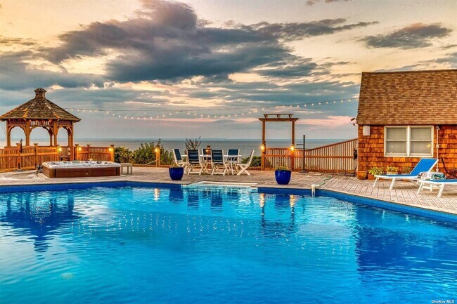 2430 Dignans Rd in Southold, NY - Building Photo - Building Photo