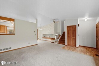 342 Gastman Ct, Unit 7 in Wasilla, AK - Foto de edificio - Building Photo