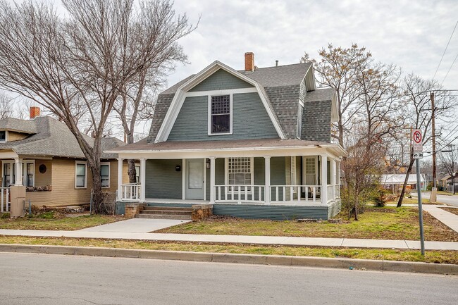 1329 Hurley Ave in Fort Worth, TX - Building Photo - Building Photo
