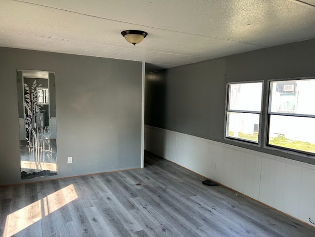 100 Hidden Valley Dr in Batesville, AR - Foto de edificio - Building Photo