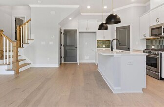 5918 Ardrey Kell Rd in Charlotte, NC - Building Photo - Building Photo