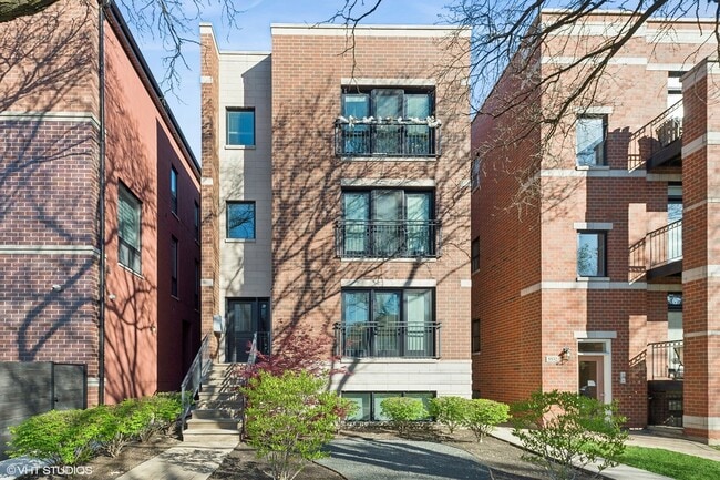 property at 5536 W Edmunds St