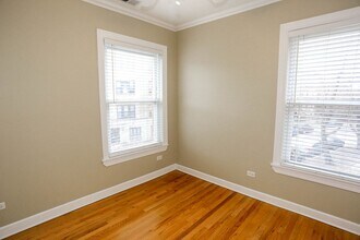 626 W Roscoe St, Unit 1F in Chicago, IL - Building Photo - Building Photo