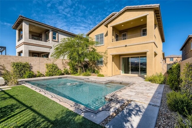 property at 12397 Harbor Isle Ave