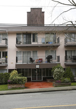 426 10th St in New Westminster, BC - Building Photo - Building Photo