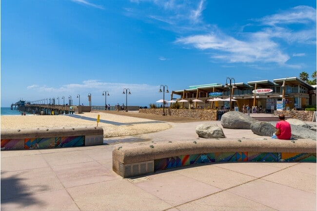 XAV Imperial Beach Palms