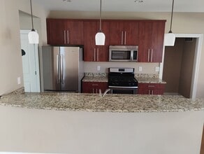 323 Eden Ave in Bellevue, KY - Building Photo - Building Photo