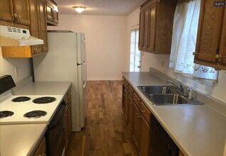 2614 Church St in Pleasant View, TN - Building Photo - Building Photo