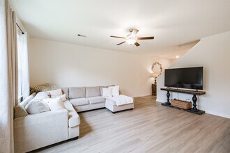 24169 Wilde Dr in Magnolia, TX - Building Photo - Building Photo