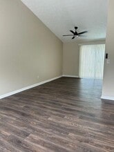 10545 Willow View Cir in Alpharetta, GA - Building Photo - Building Photo