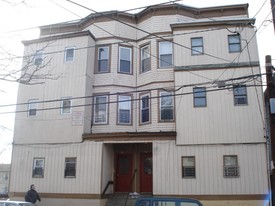 204 Harrison St Apartments