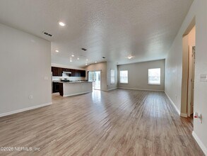 8730 Kaye Ln in Jacksonville, FL - Building Photo - Building Photo