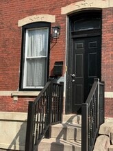 217 Hamilton Ave, Unit 3 in Trenton, NJ - Foto de edificio - Building Photo