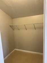 2220 Hero Dr in Gretna, LA - Building Photo - Building Photo