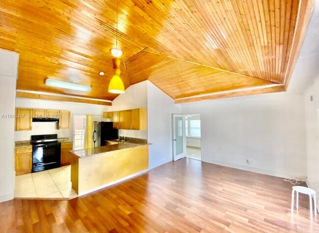 property at 2402 NW 42nd St