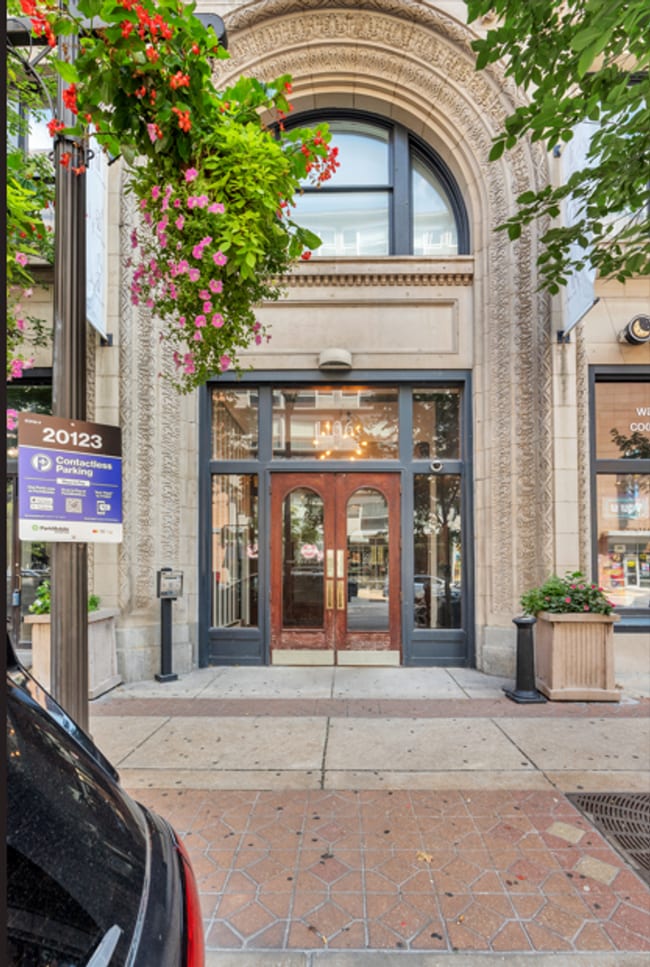 1136 Washington Ave in St. Louis, MO - Building Photo - Building Photo