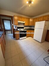 178 Calumet St, Unit 1 in Boston, MA - Foto de edificio - Building Photo