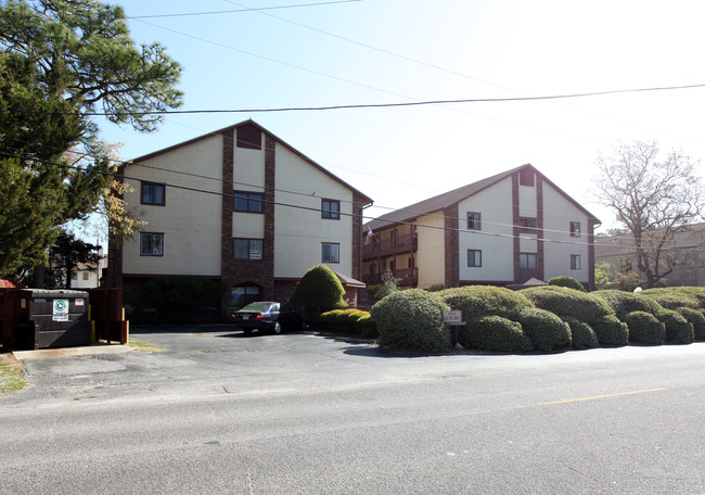 Sol del Mar in Myrtle Beach, SC - Foto de edificio - Building Photo