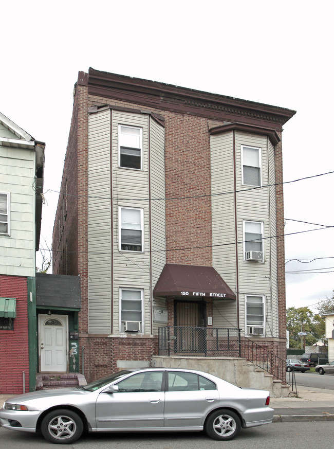 150 5th St in Elizabeth, NJ - Building Photo - Building Photo