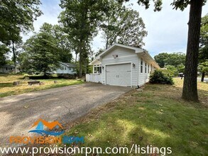 802 Teakwood Dr in Severna Park, MD - Building Photo - Building Photo