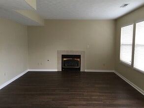 2186 Ferndown Dr in Miamisburg, OH - Building Photo - Building Photo