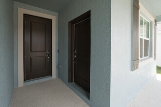 2047 Punch Bowl Ave in Davenport, FL - Building Photo - Building Photo