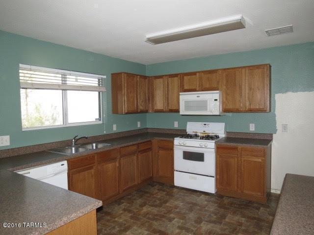 1134 W Vuelta Las Verdolagas in Sahuarita, AZ - Building Photo - Building Photo