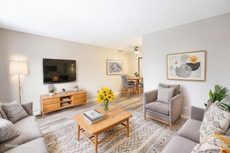 Delburn House in Calgary, AB - Building Photo - Building Photo