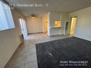 12425 Paramount Blvd in Downey, CA - Building Photo - Building Photo