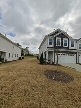 756 Creekway Dr in Fuquay Varina, NC - Building Photo - Building Photo