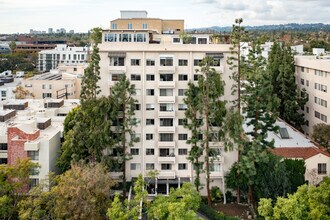 435 Beverly Oakhurst in Beverly Hills, CA - Building Photo - Building Photo