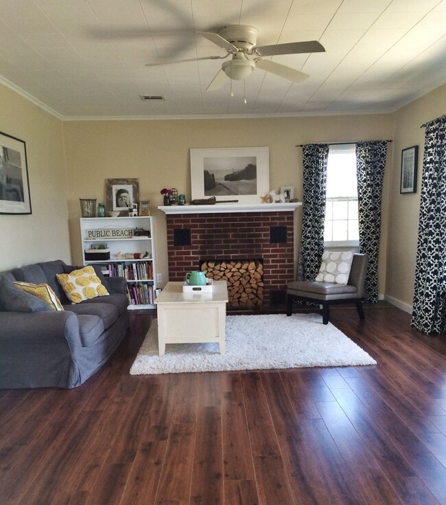 124 S Beverly Dr in Brick, NJ - Foto de edificio - Building Photo