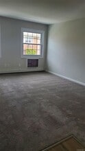 460 Old Town Rd in Port Jefferson Station, NY - Building Photo - Building Photo