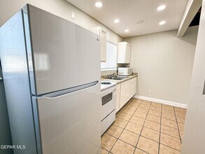 3624 Keltner Ave in El Paso, TX - Foto de edificio - Building Photo