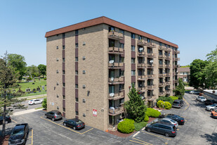 850 Des Plaines Ave Apartments