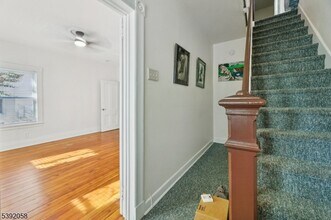 74 Forest St in Montclair, NJ - Building Photo - Building Photo