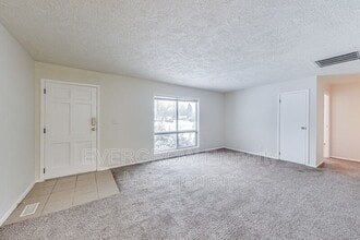 3626 Ireland Ct in Indianapolis, IN - Building Photo - Building Photo