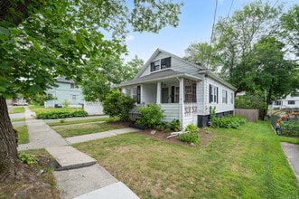5 Dorset St in Worcester, MA - Building Photo - Building Photo